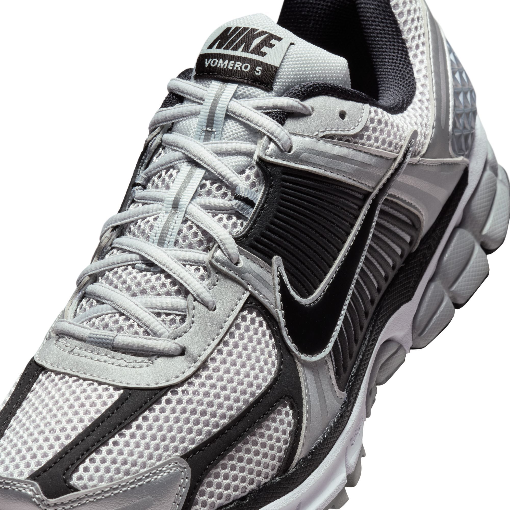 Nike Zoom Vomero 5 Men's Shoes