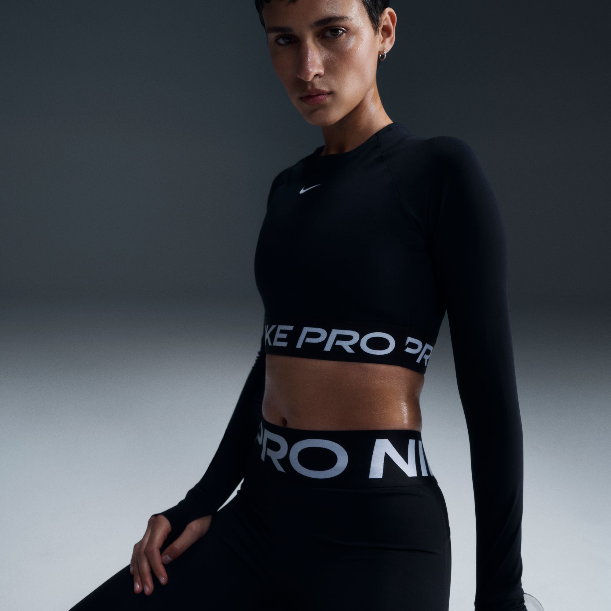 Nike Pro Women's Dri-FIT Cropped Long-Sleeve Top