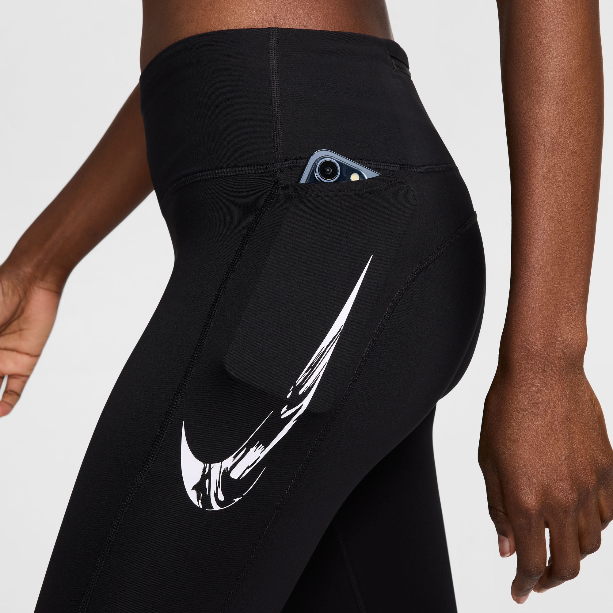 Nike Fast Women's Mid-Rise 7/8 Running Leggings with Pockets