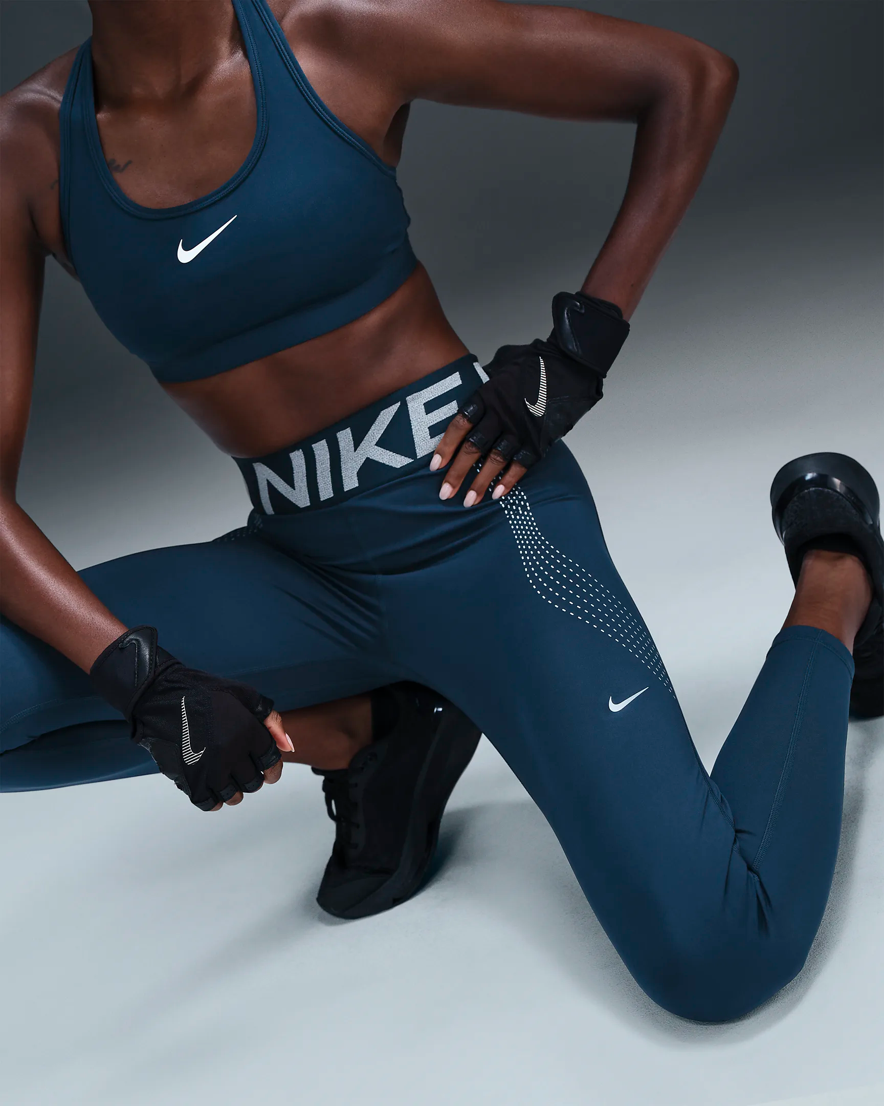 Nike Pro Sculpt High Waisted 7/8 Leggings