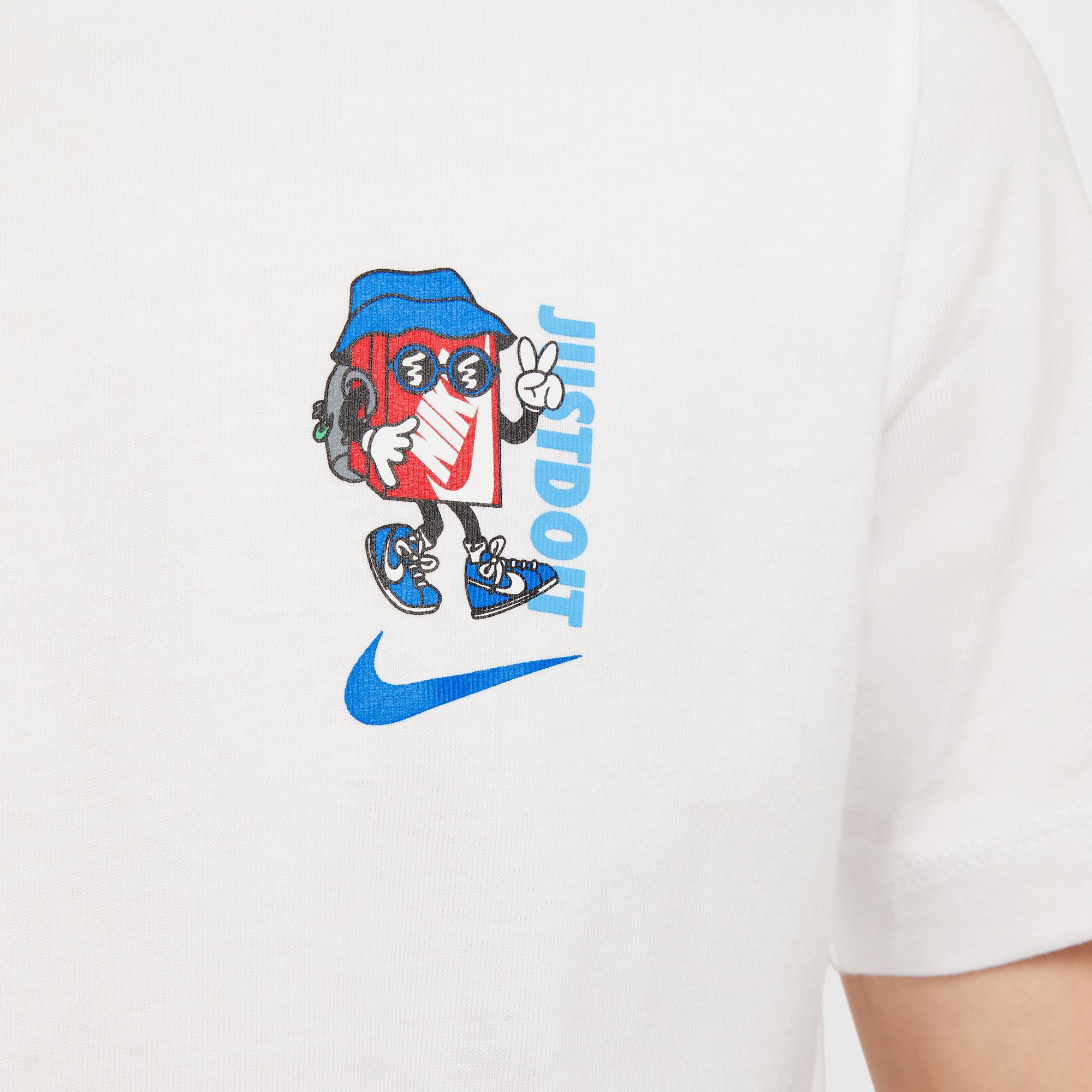 Nike Sportswear Big Kids' T-Shirt