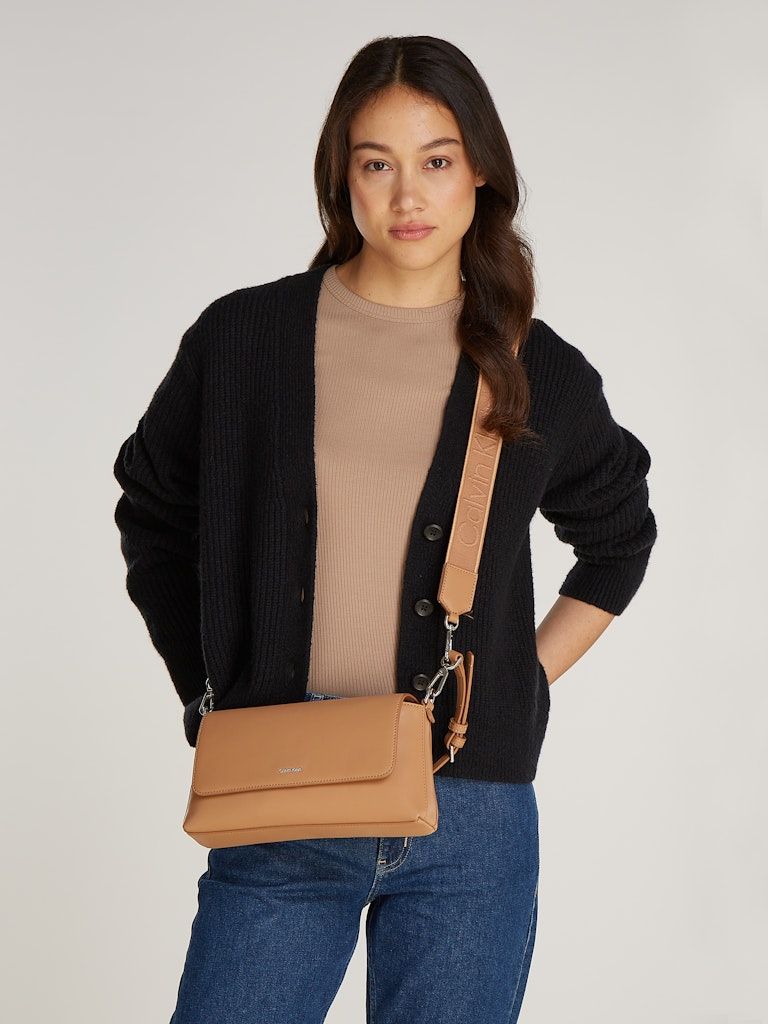 Calvin Klein Jeans Convertible Shoulder Bag